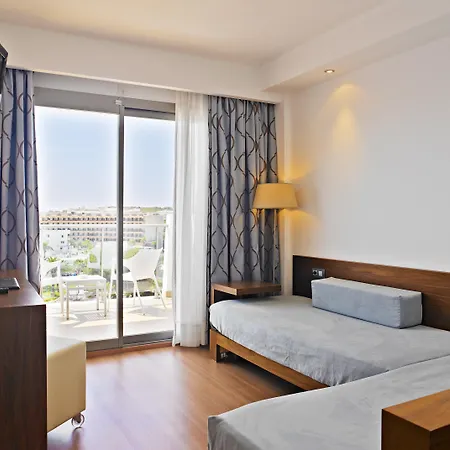 Hipotels Cala Millor Park Hotel